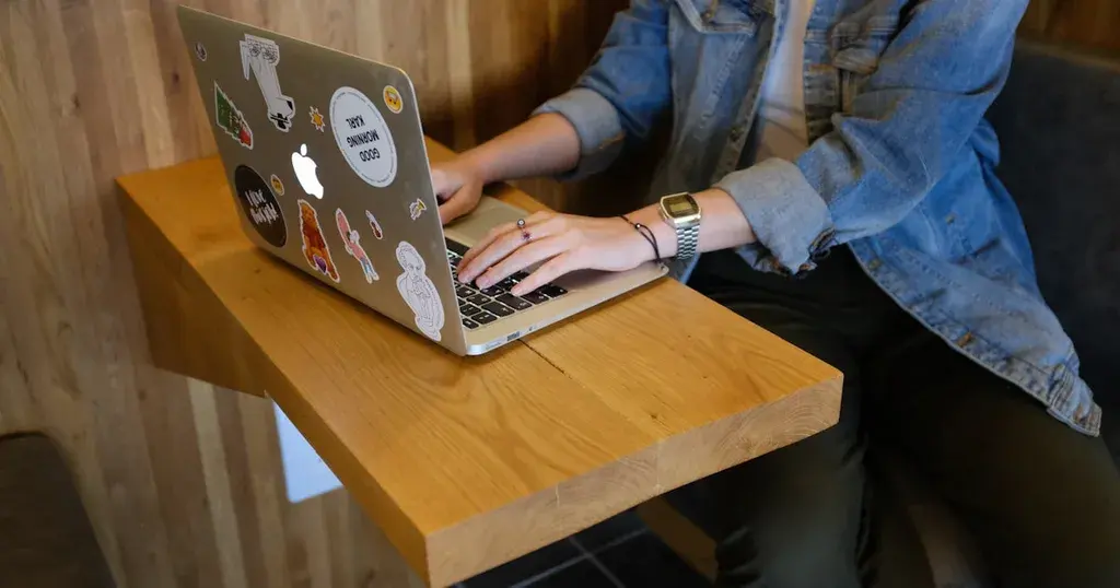 Rytr Review 2026: Is This Budget AI Writer Worth It?